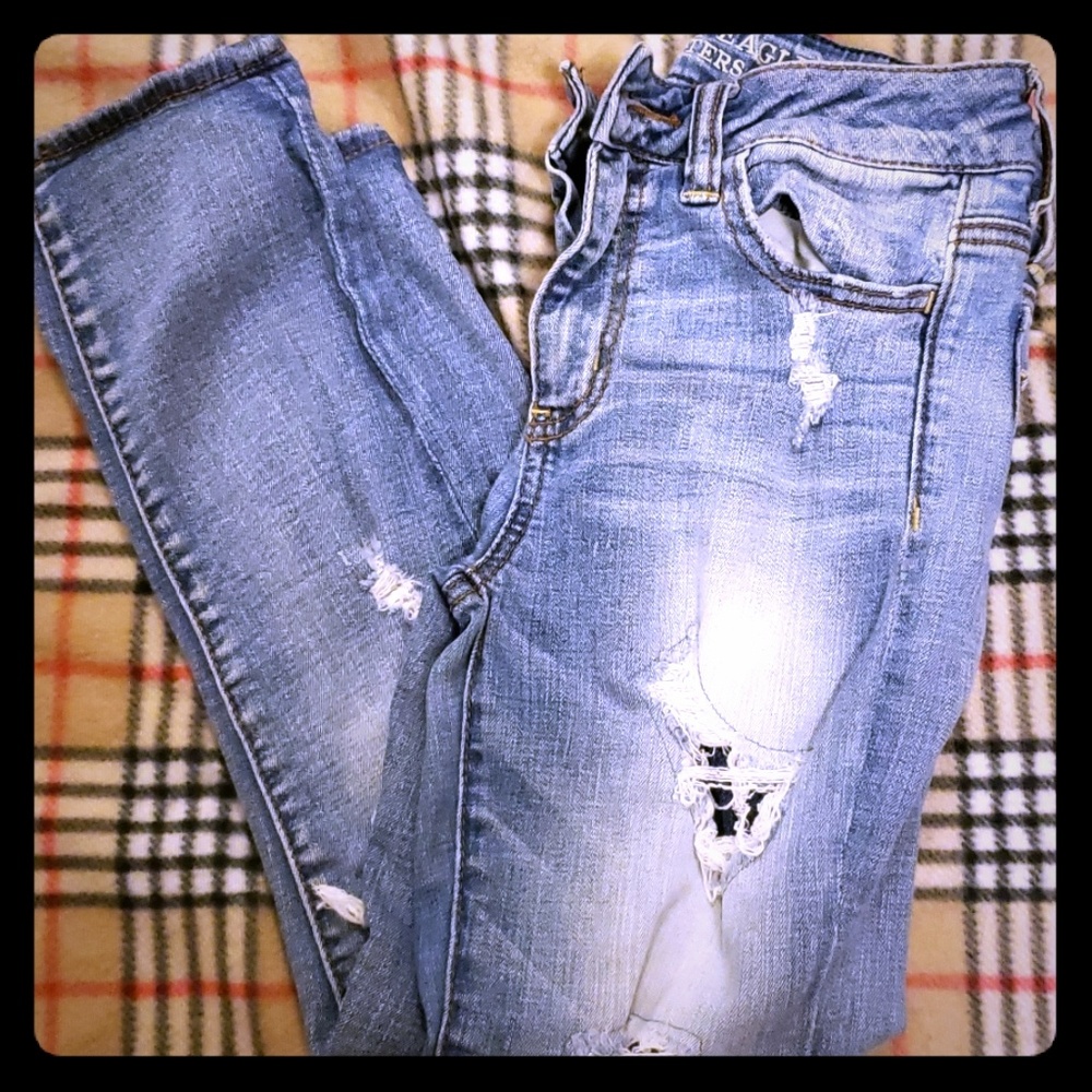 American Eagle high rise size 2 crop length